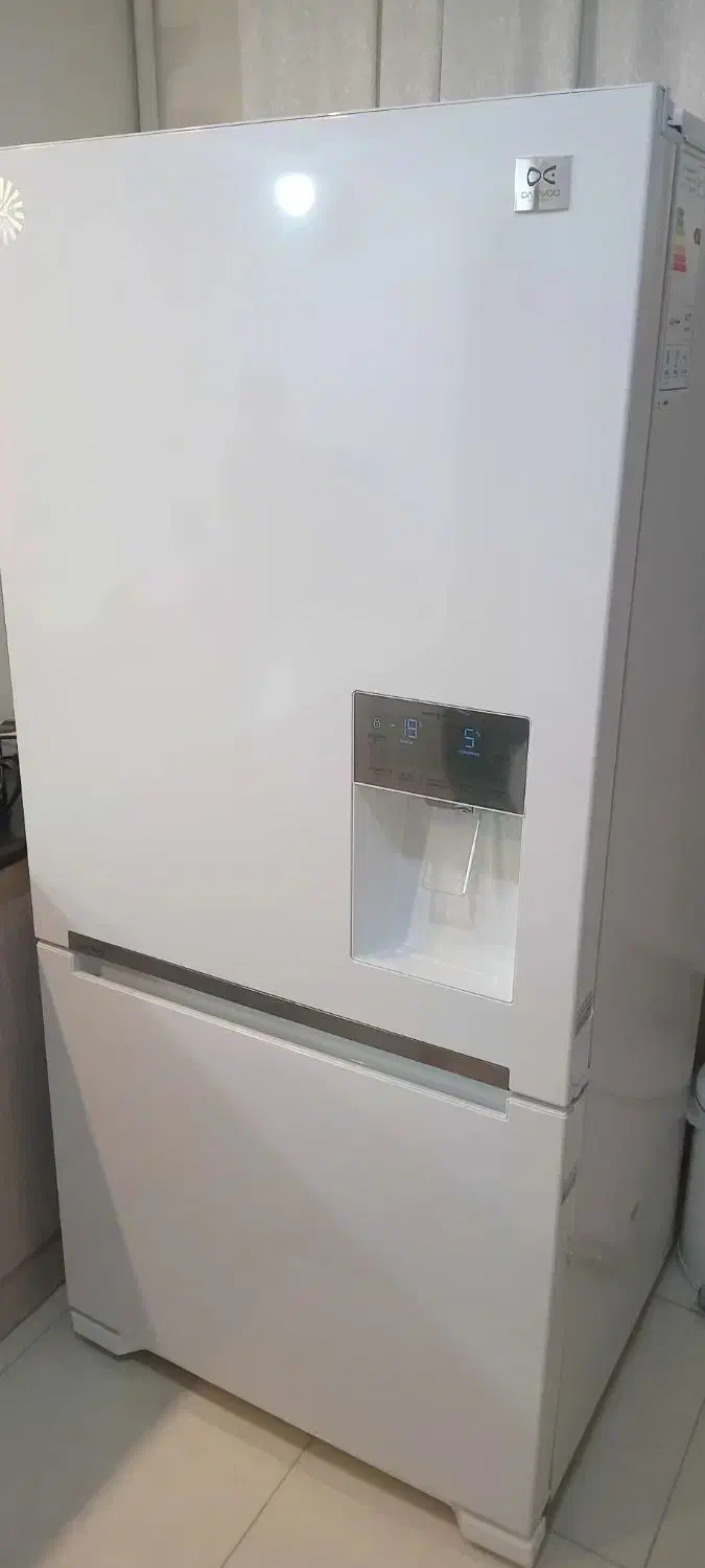 یخچال|یخچال و فریزر|اسلام‌شهر, شهرک واوان|دیوار