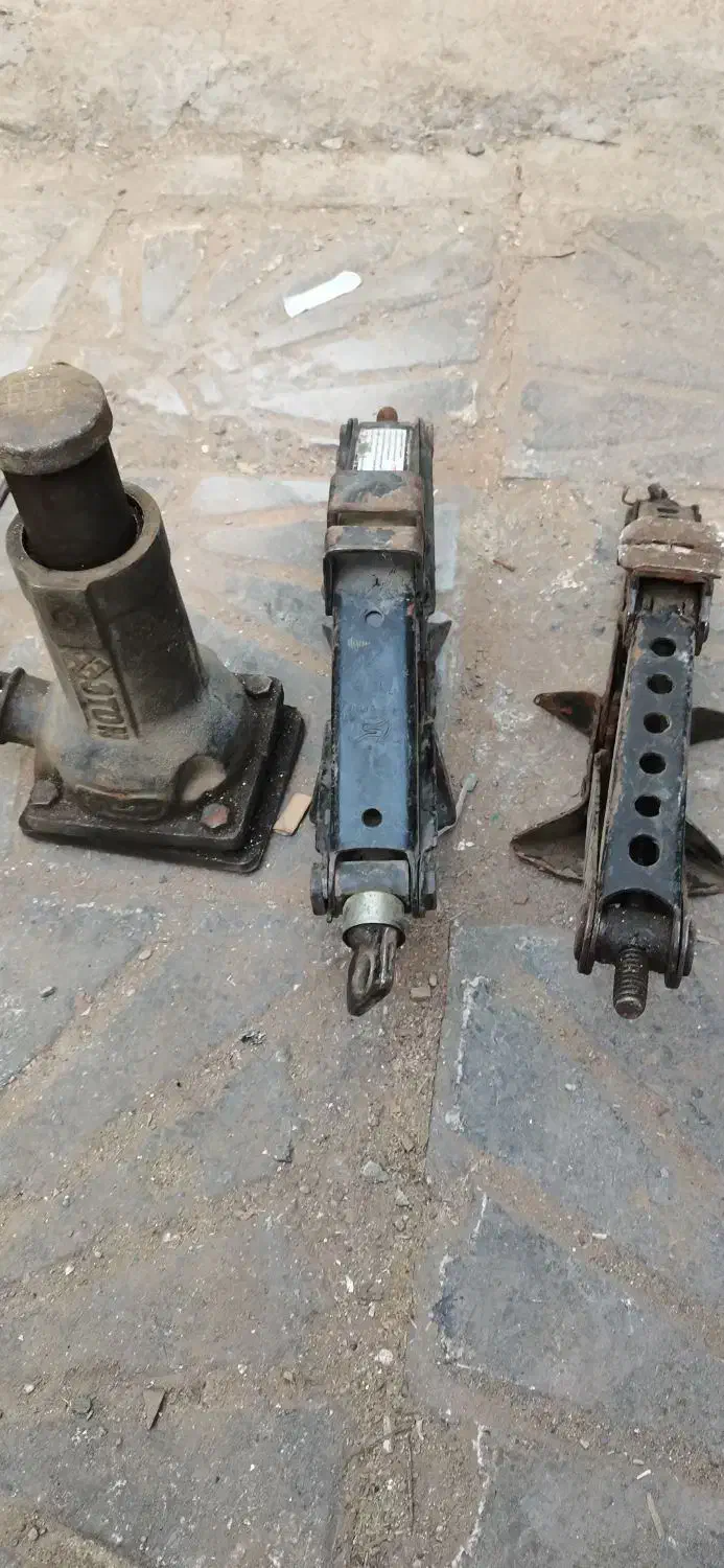 لوازم پراید کمپروسورکولر جک وموتور روبن سالم|قطعات یدکی و لوازم جانبی|ارومیه, |دیوار