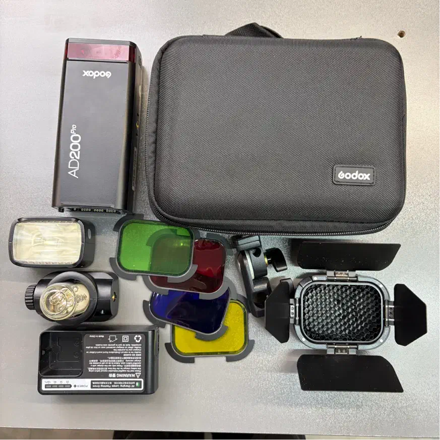 Godox AD200Pro kit|دوربین عکاسی و فیلم‌برداری|تهران, فردوسی|دیوار