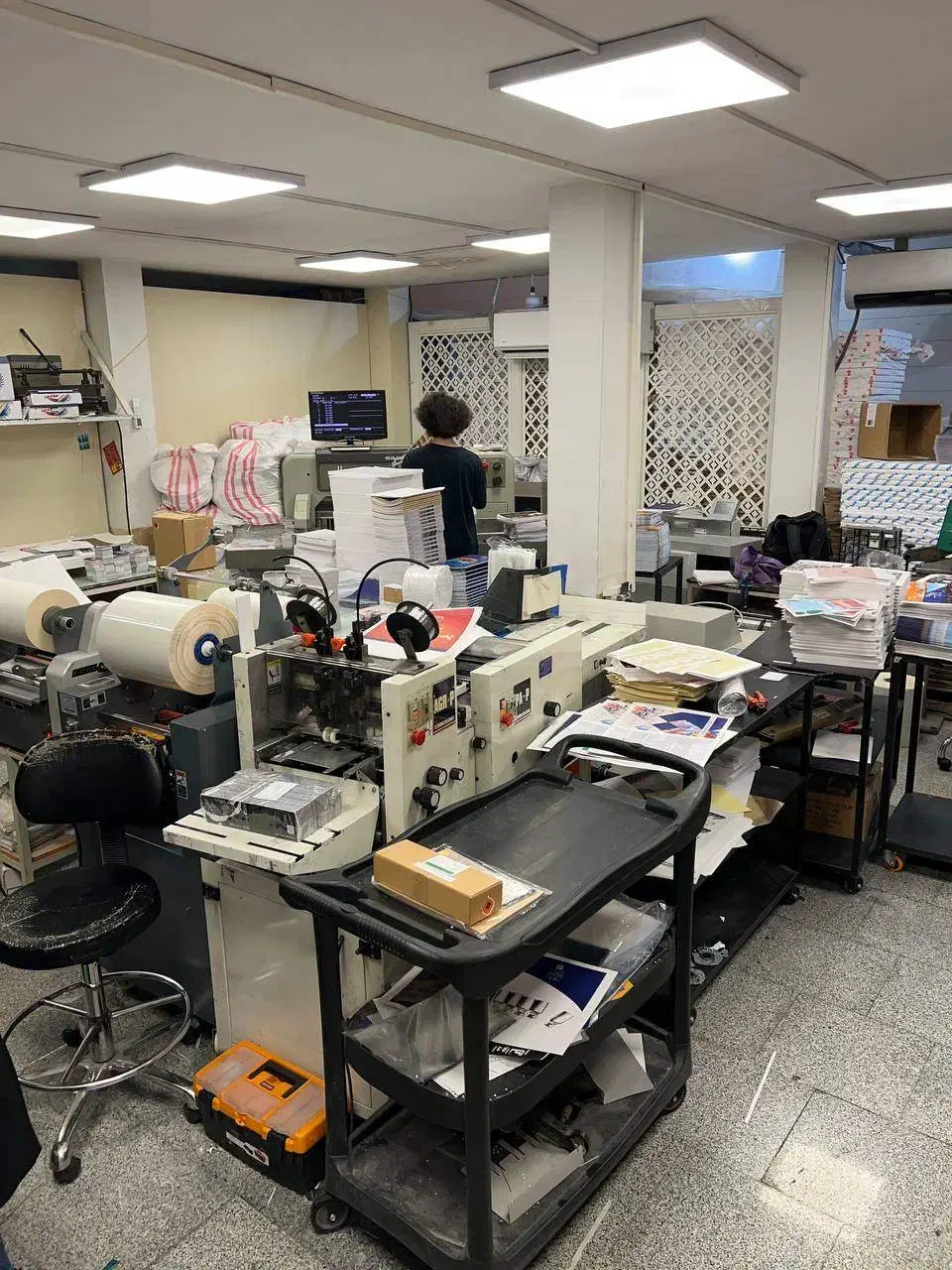 شرایط عالی کار در چاپخانه دیجیتال|استخدام صنعتی، فنی، مهندسی|تهران, فلسطین (میدان انقلاب)|دیوار