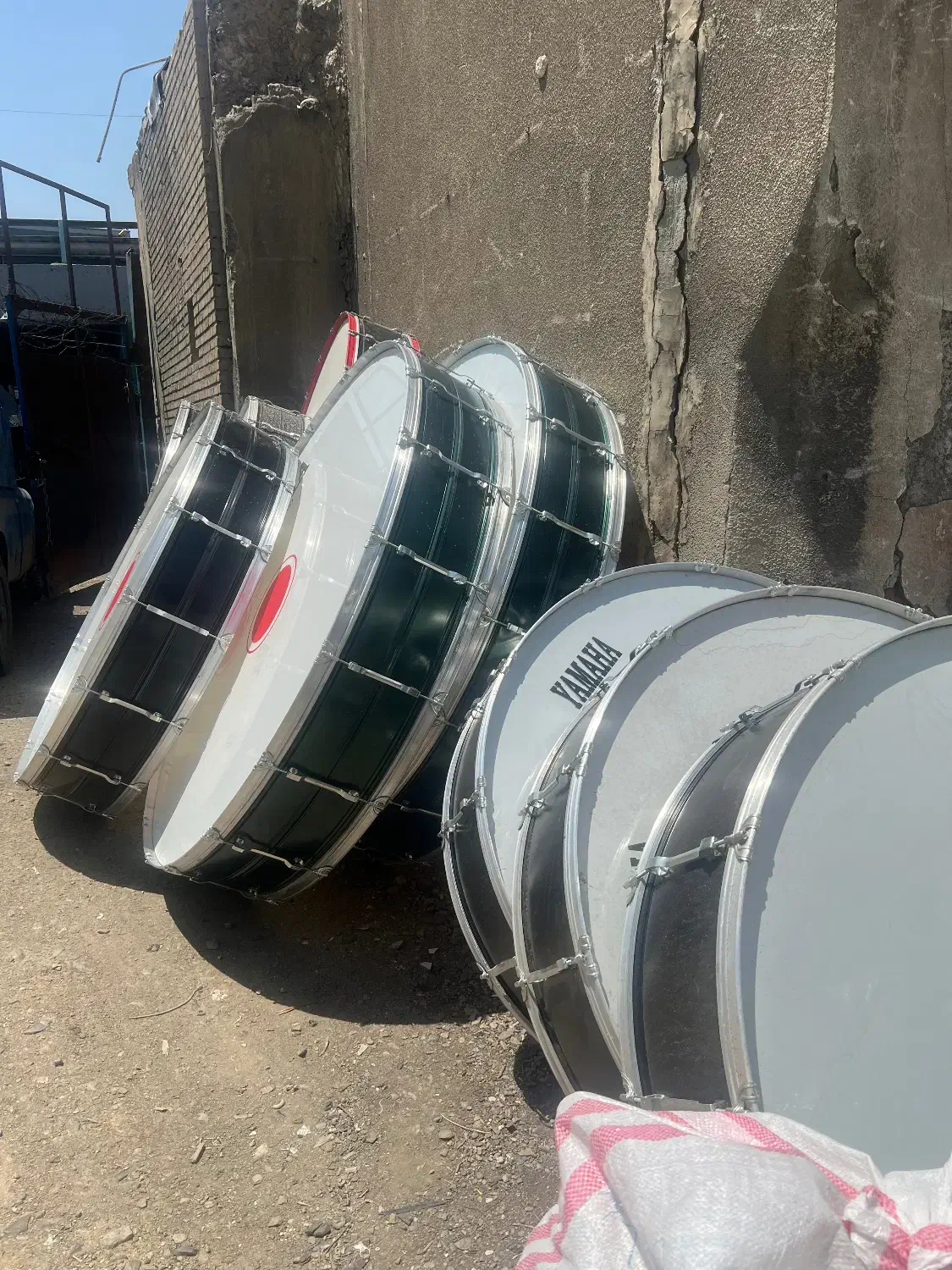 طبل و دوقول|درام و پرکاشن|تهران, باشگاه نفت|دیوار