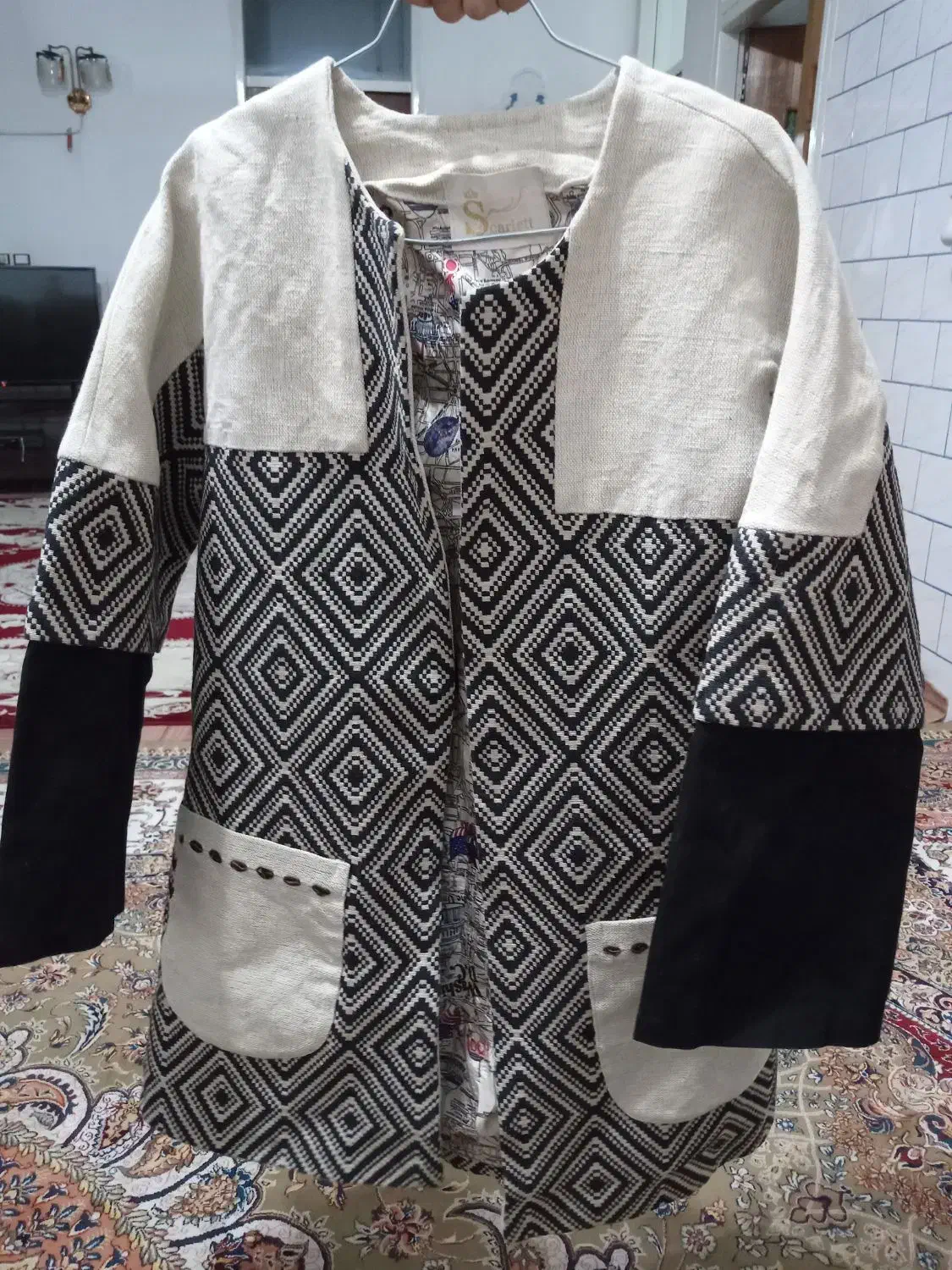 کت بلند وشیک|لباس|لنجان, |دیوار