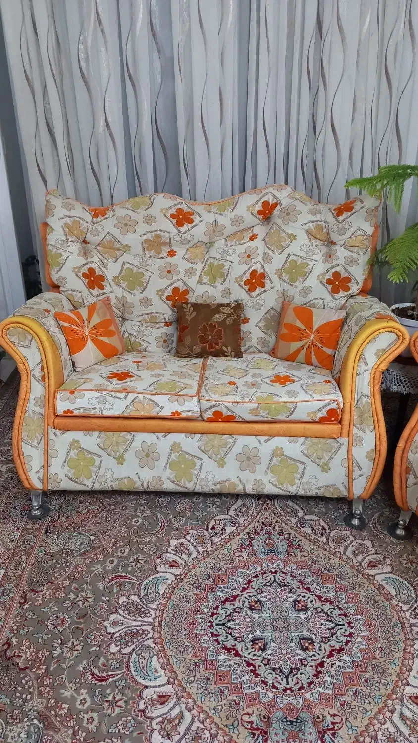 مبل ۹ نفره کارکرده|مبلمان خانگی و میز عسلی|ابریشم, |دیوار