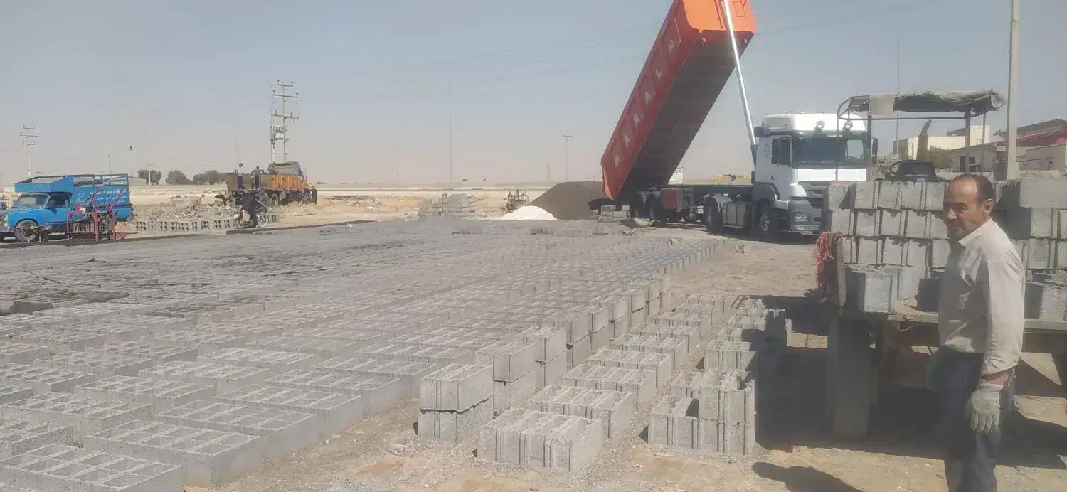 تولید بلوکهای سیمانی در همه ابعاد مختلف|مصالح و تجهیزات ساختمان|کبودرآهنگ, |دیوار