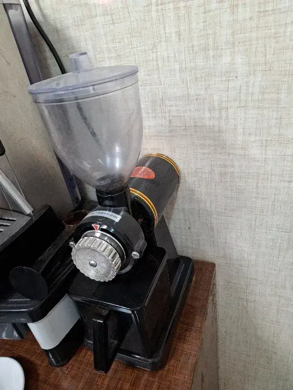 دستگاه اسپرسو و آسیاب قهوه|سماور، چایساز، قهوهساز|بیرجند, |دیوار