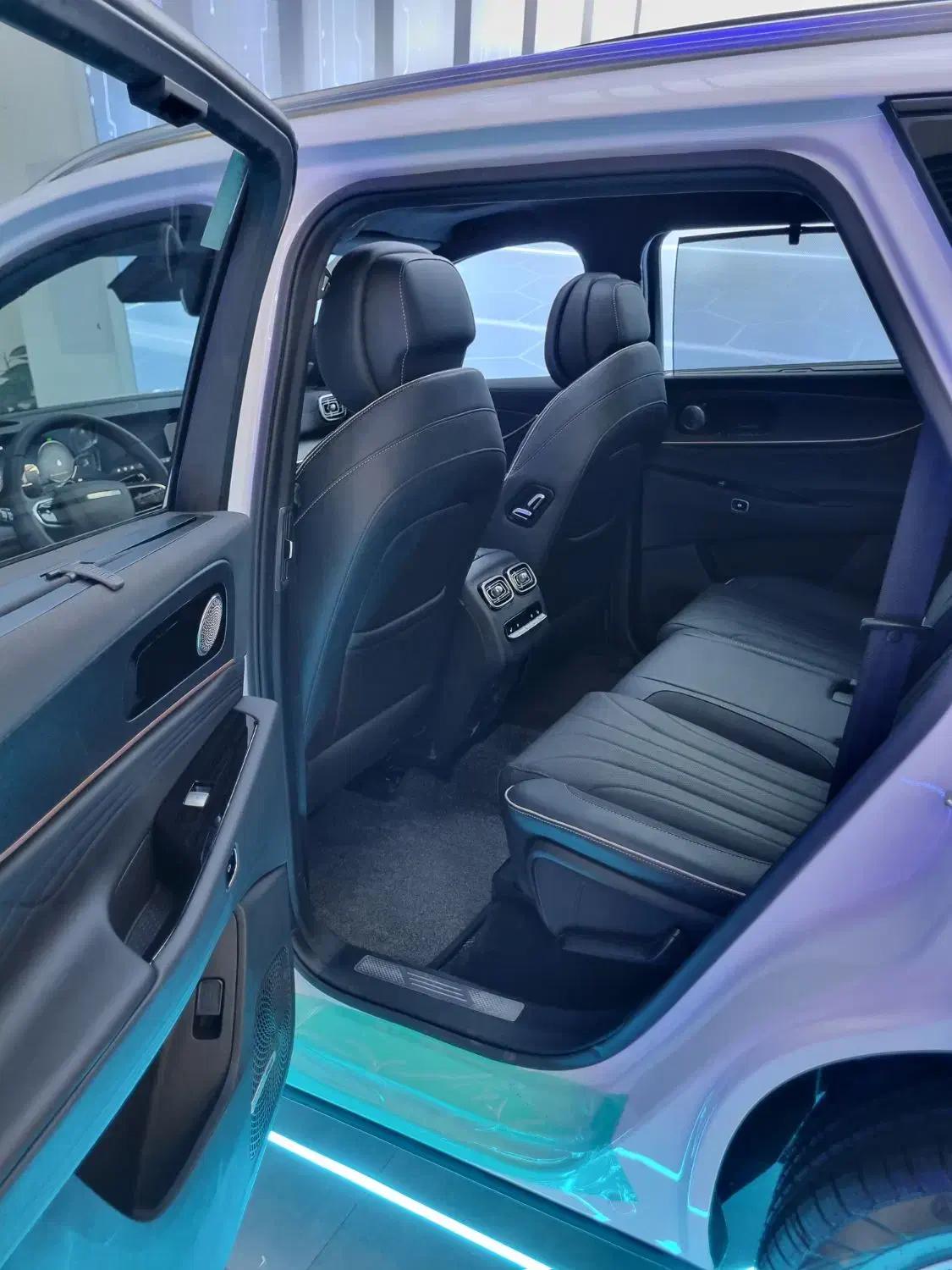 لوکانو ۸|خودرو سواری و وانت|تهران, حکمت|دیوار