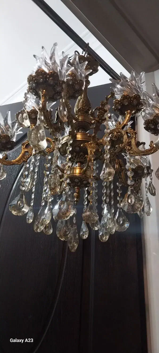 لوستر برنزی سه طوقه ده شعله یک عدد|لوستر و چراغ آویز|همدان, |دیوار