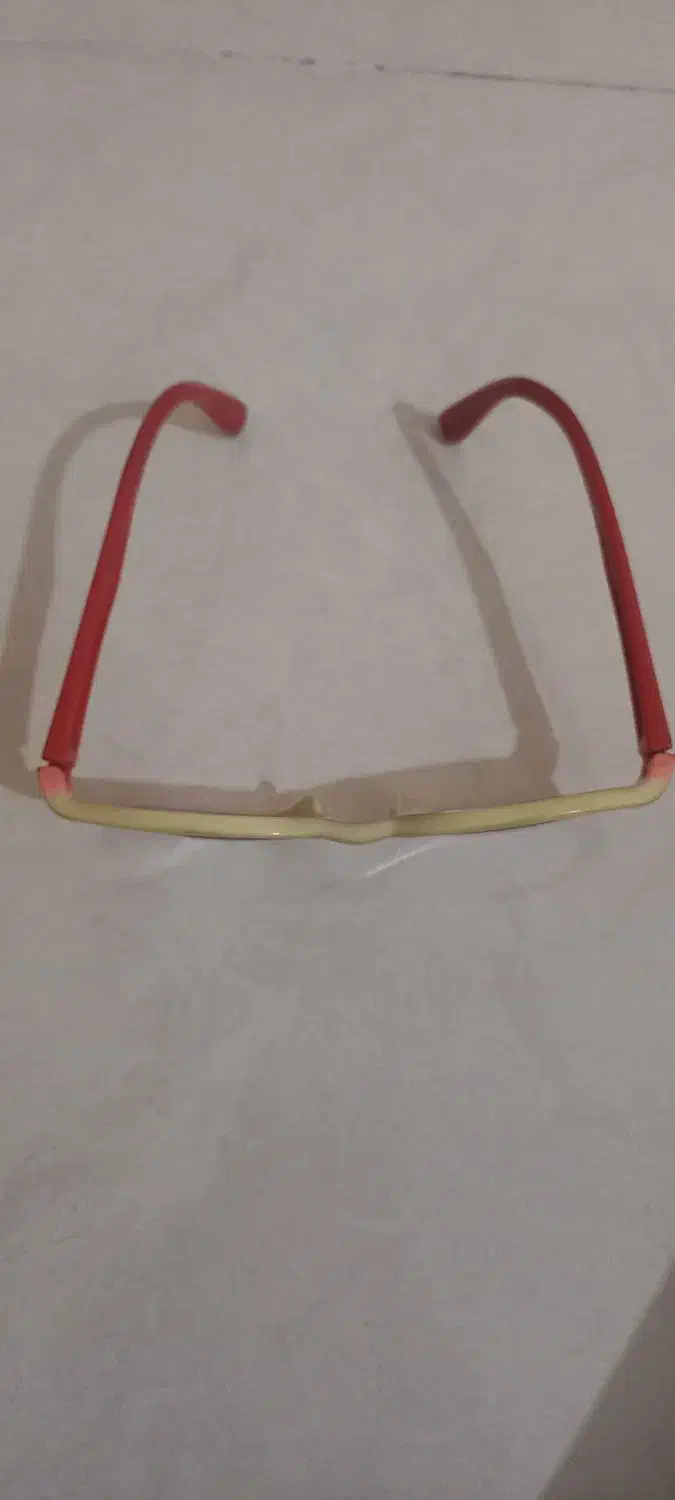 قاب عینک ژله ای|زیورآلات و اکسسوری|بروجرد, |دیوار