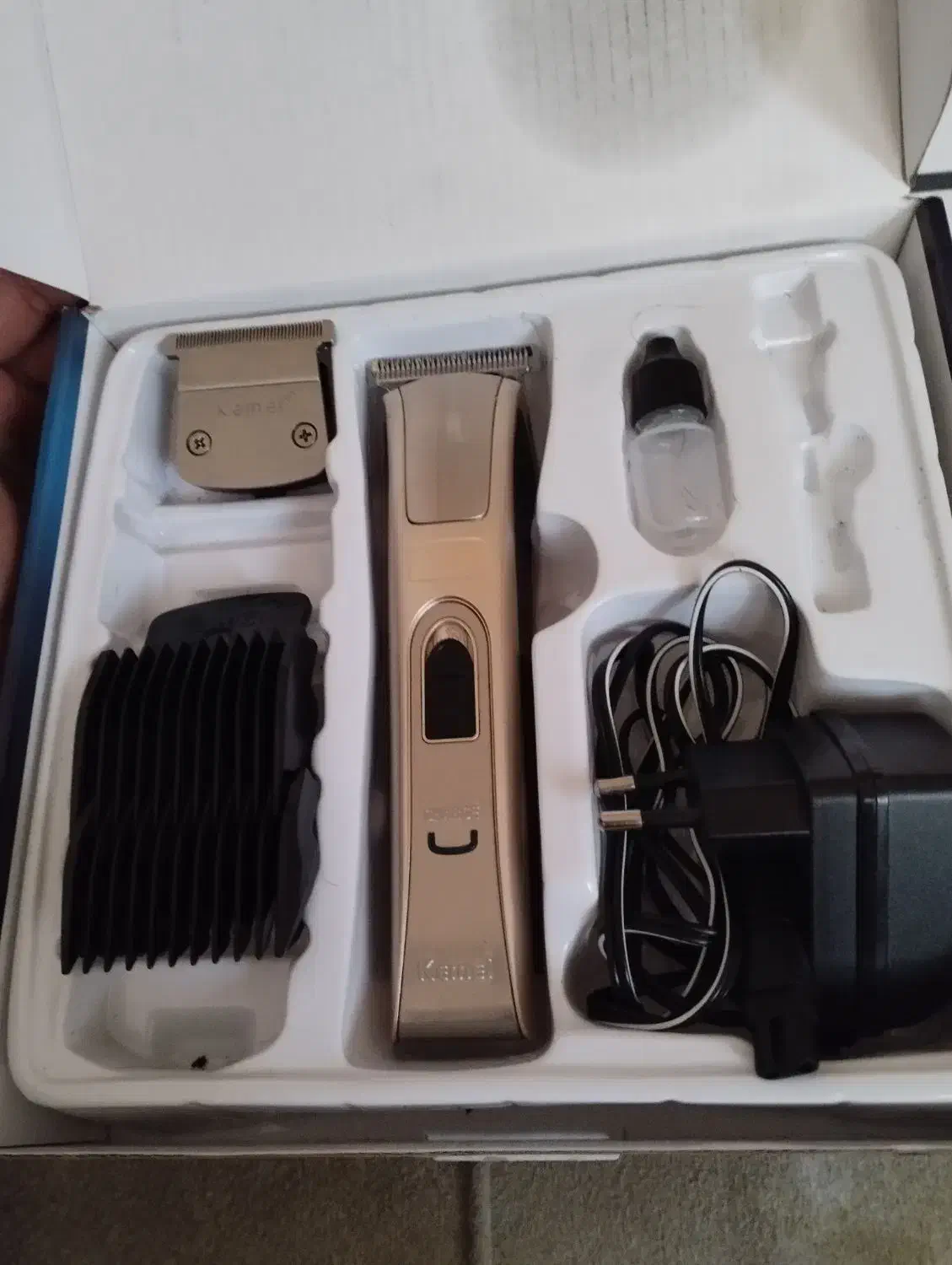 ریش تراش|آرایشگاه و سالنهای زیبایی|محمدشهر, همایون ویلا|دیوار