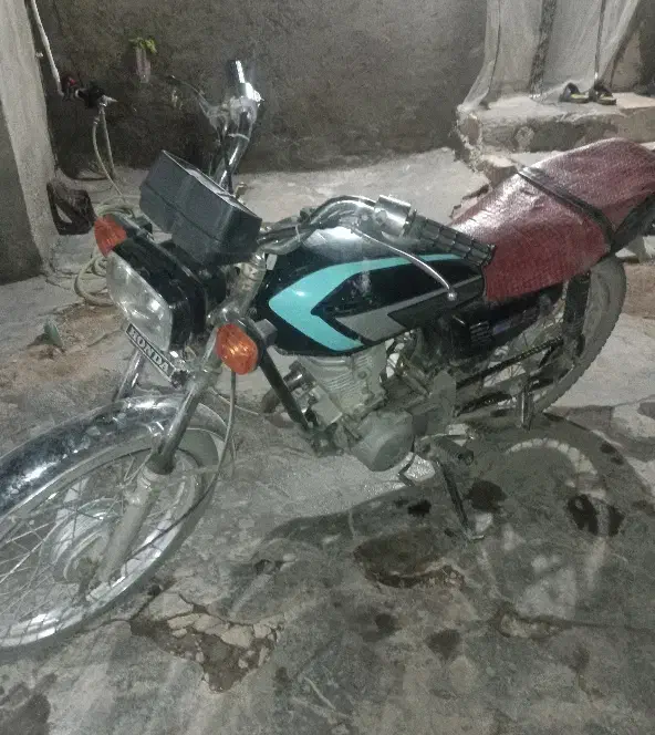موتور هندا125 مدل 90 مزایده|موتورسیکلت|قروه, |دیوار