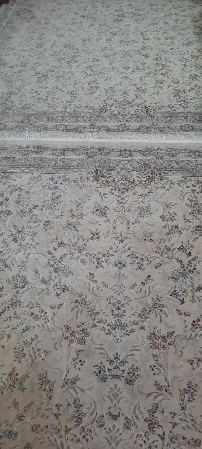 ۳تخته فرش ۹متری گل ابریشم وگل برجسته|فرش|قم, شهرک امام حسن|دیوار