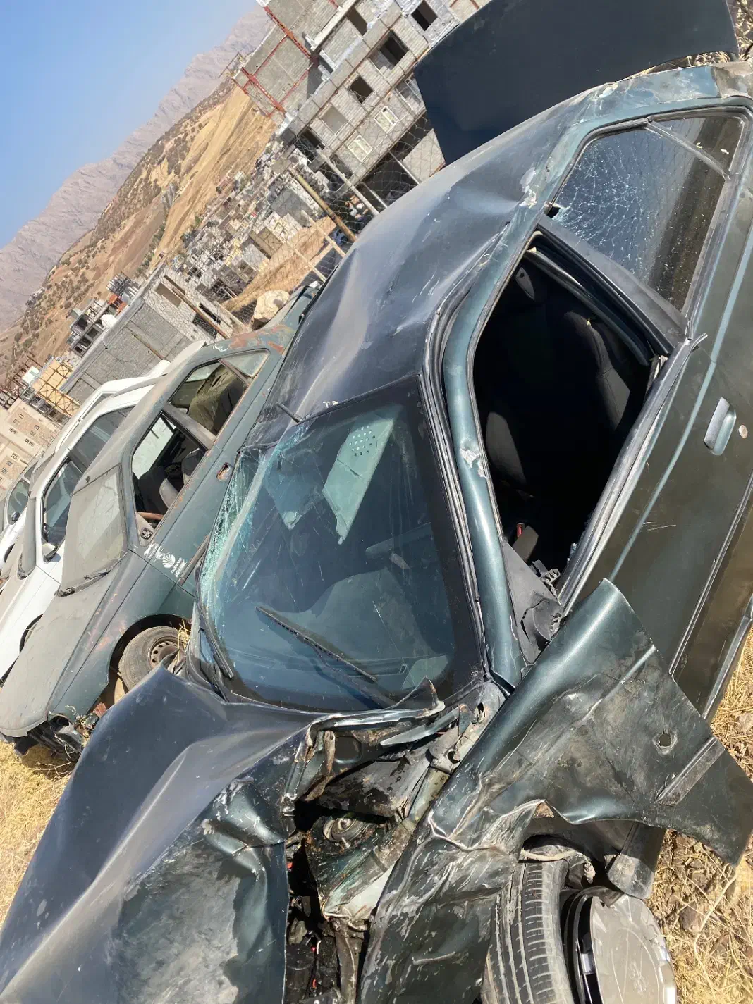 پژو مدل ۸۳تصادفی|خودرو سواری و وانت|جوانرود, |دیوار