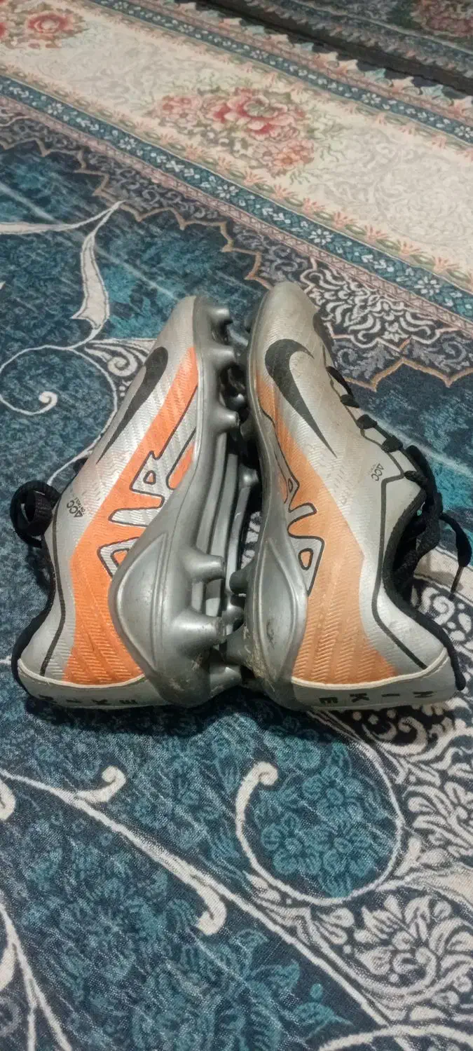 کفش ورزشی|کیف، کفش، کمربند|مسجد سلیمان, |دیوار