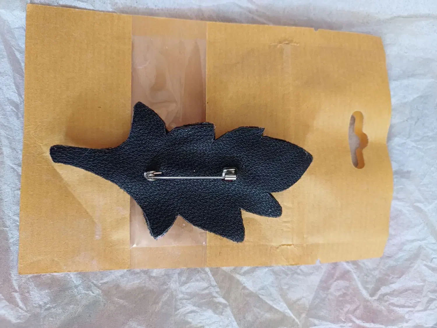 گل سینه کاردست مناسب هدیه|زیورآلات و اکسسوری|خرمشهر, |دیوار