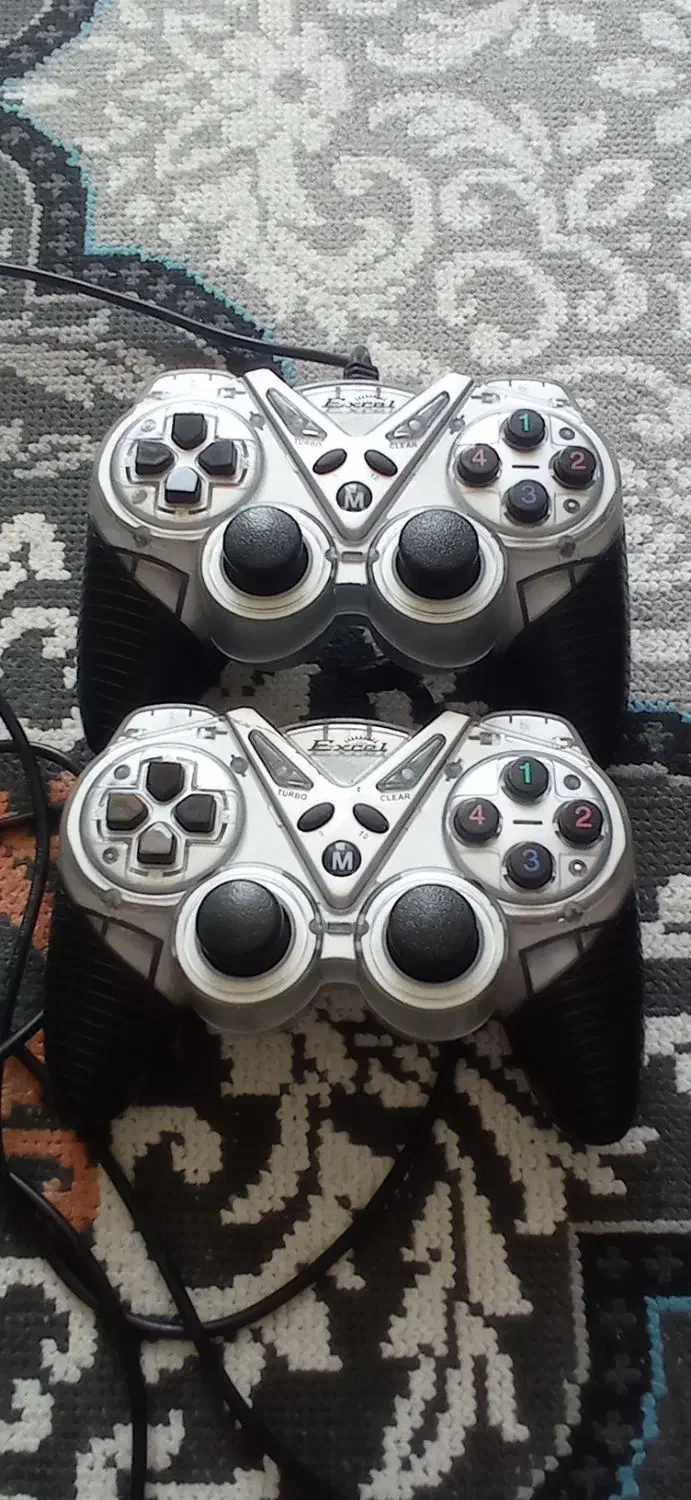 دسته بازی دونفر کامپیتر|کنسول، بازی ویدئویی و آنلاین|پارس‌آباد, |دیوار