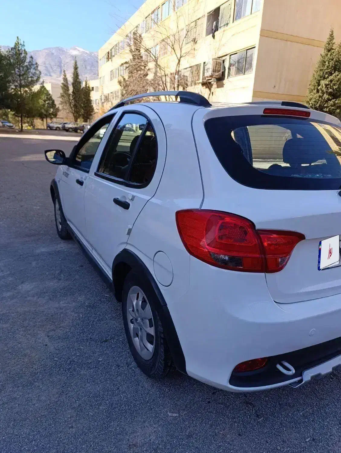 کوییک ۹۸|خودرو سواری و وانت|خرمآباد, |دیوار