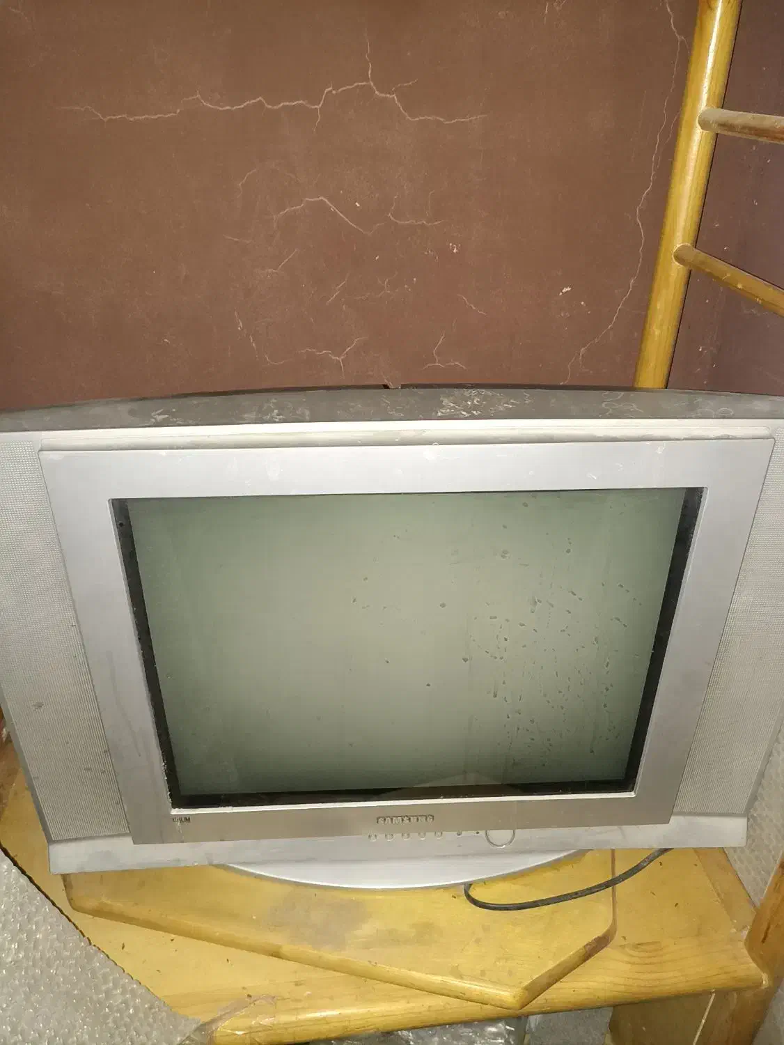 تلویزیون|تلویزیون و پروژکتور|مرودشت, ابوذر جنوبی|دیوار