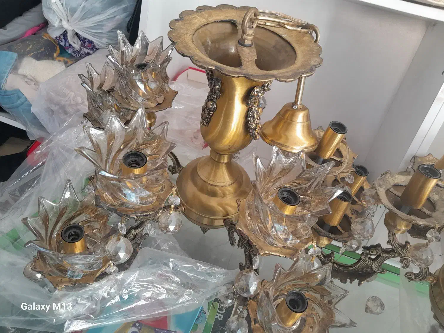 لوستراویز|لوستر و چراغ آویز|سراب, |دیوار