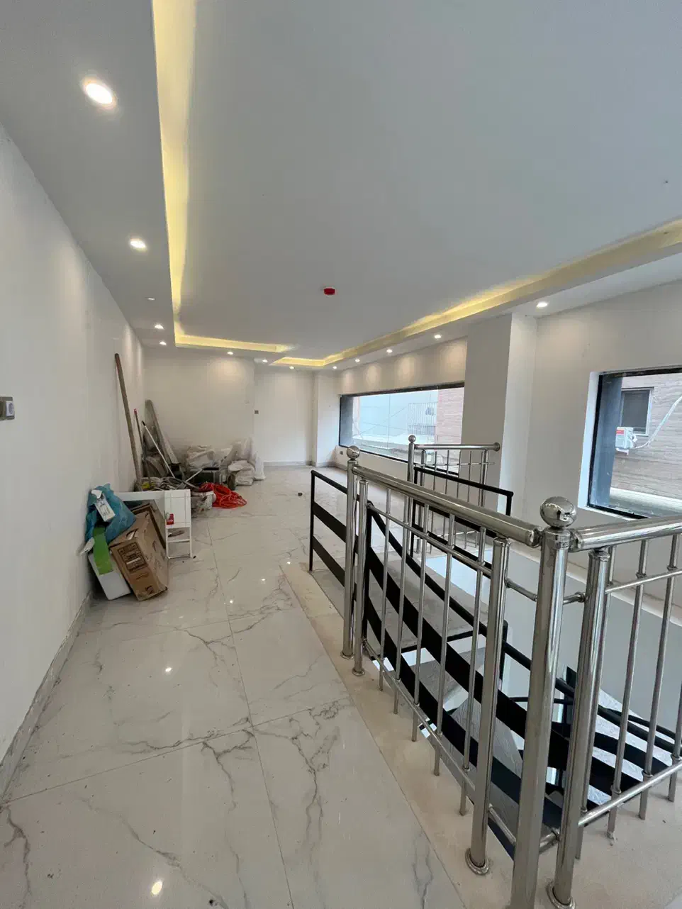 مغازه۶۰متری/معلم/بر۲خیابان اصلی/دونبش/سنددار|فروش مغازه و غرفه|رشت, معلم|دیوار