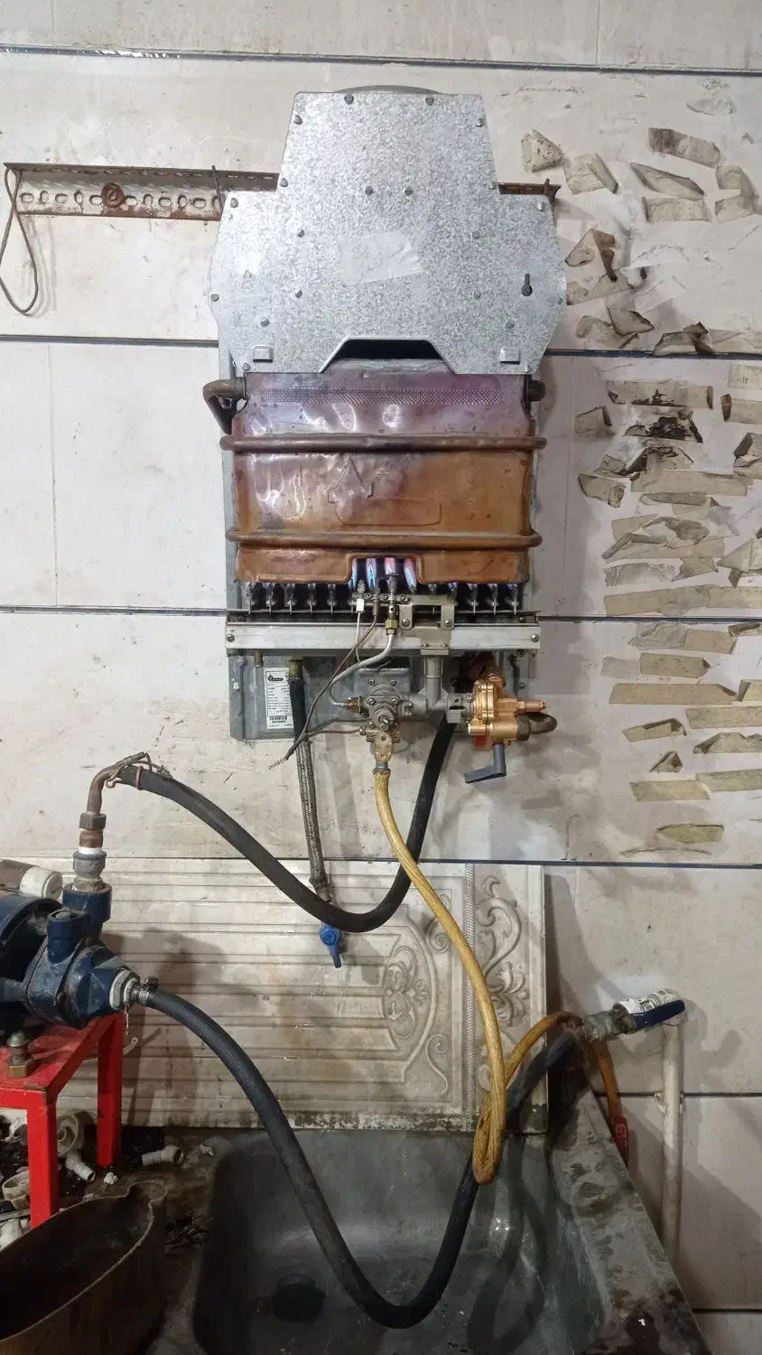 تعمیرات آبگرمکن و تصفیه آب|خدمات پیشه و مهارت|بهارستان, |دیوار