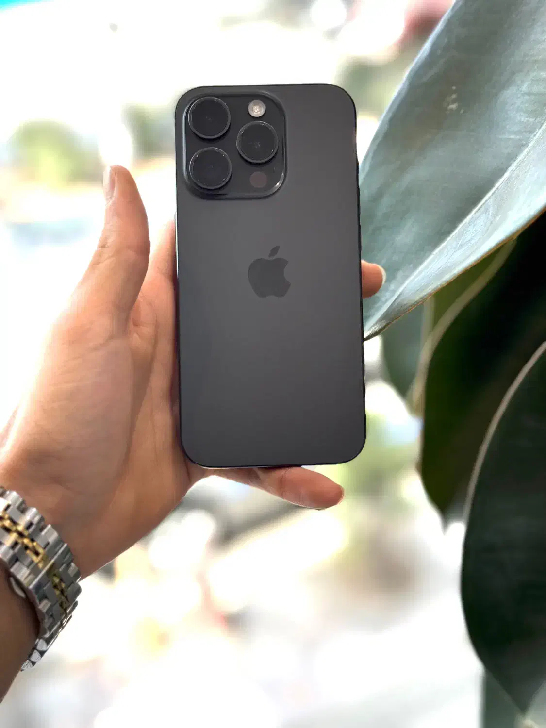 اپل iPhone 15 Pro با حافظهٔ ۲۵۶ گیگابایت|موبایل|تهران, ظفر|دیوار