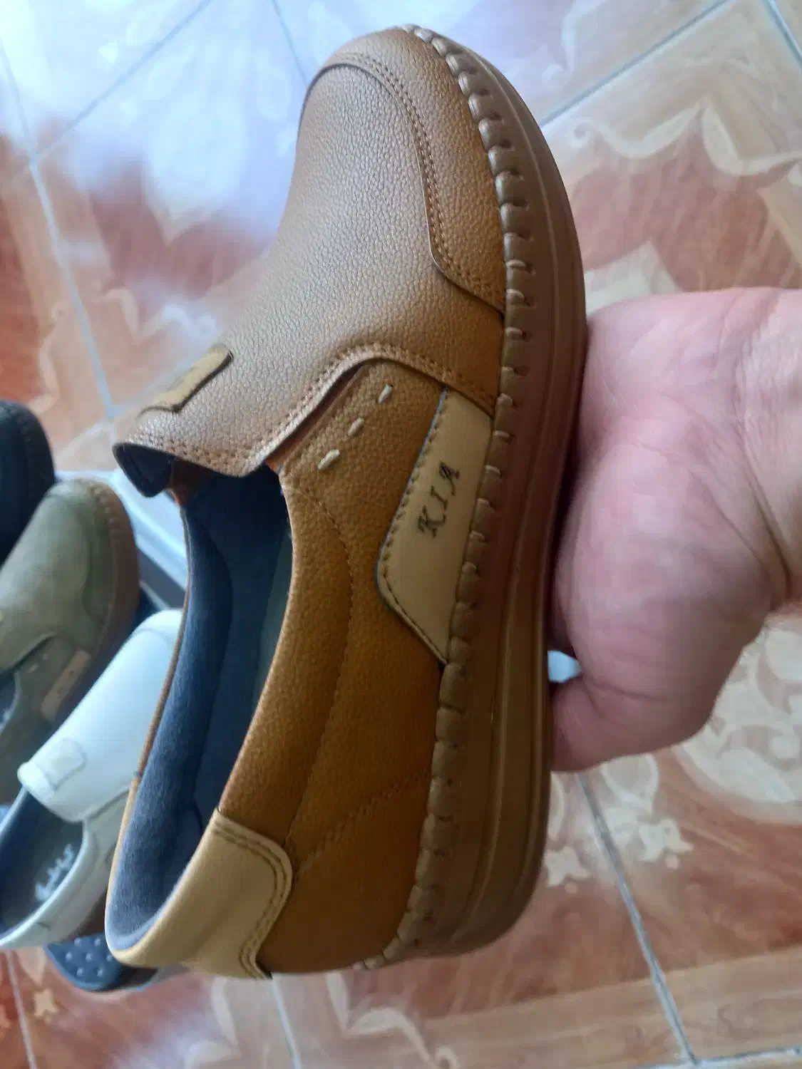 کفش زنانه|کیف، کفش، کمربند|رشت, کوی فکوری|دیوار