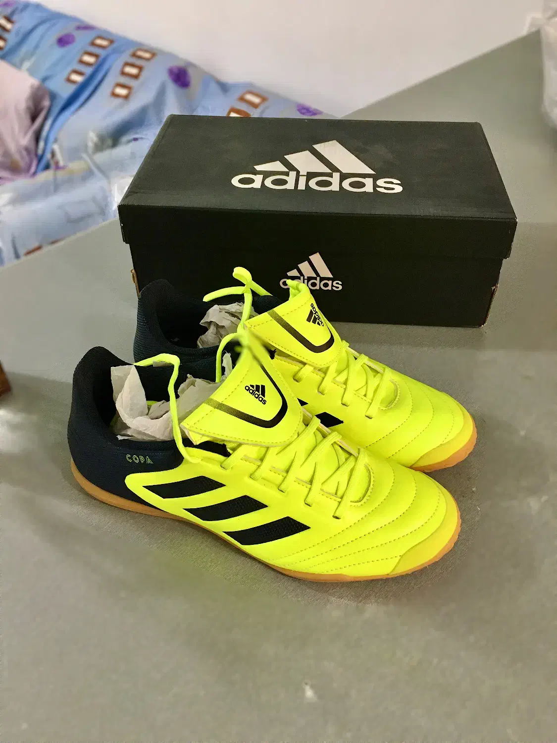 دو جفت کفش کتانی اصل|کیف، کفش، کمربند|خرم‌آباد, |دیوار