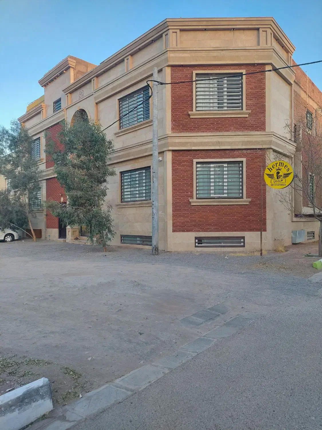 زیرزمین تجاری ۲۴۰متر ۲خواب|اجارهٔ دفتر کار، اتاق اداری، مطب|رفسنجان, |دیوار