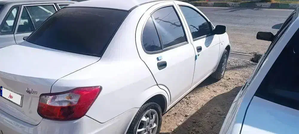 ساینا ۴۰۴|خودرو سواری و وانت|زرین دشت (فارس), |دیوار