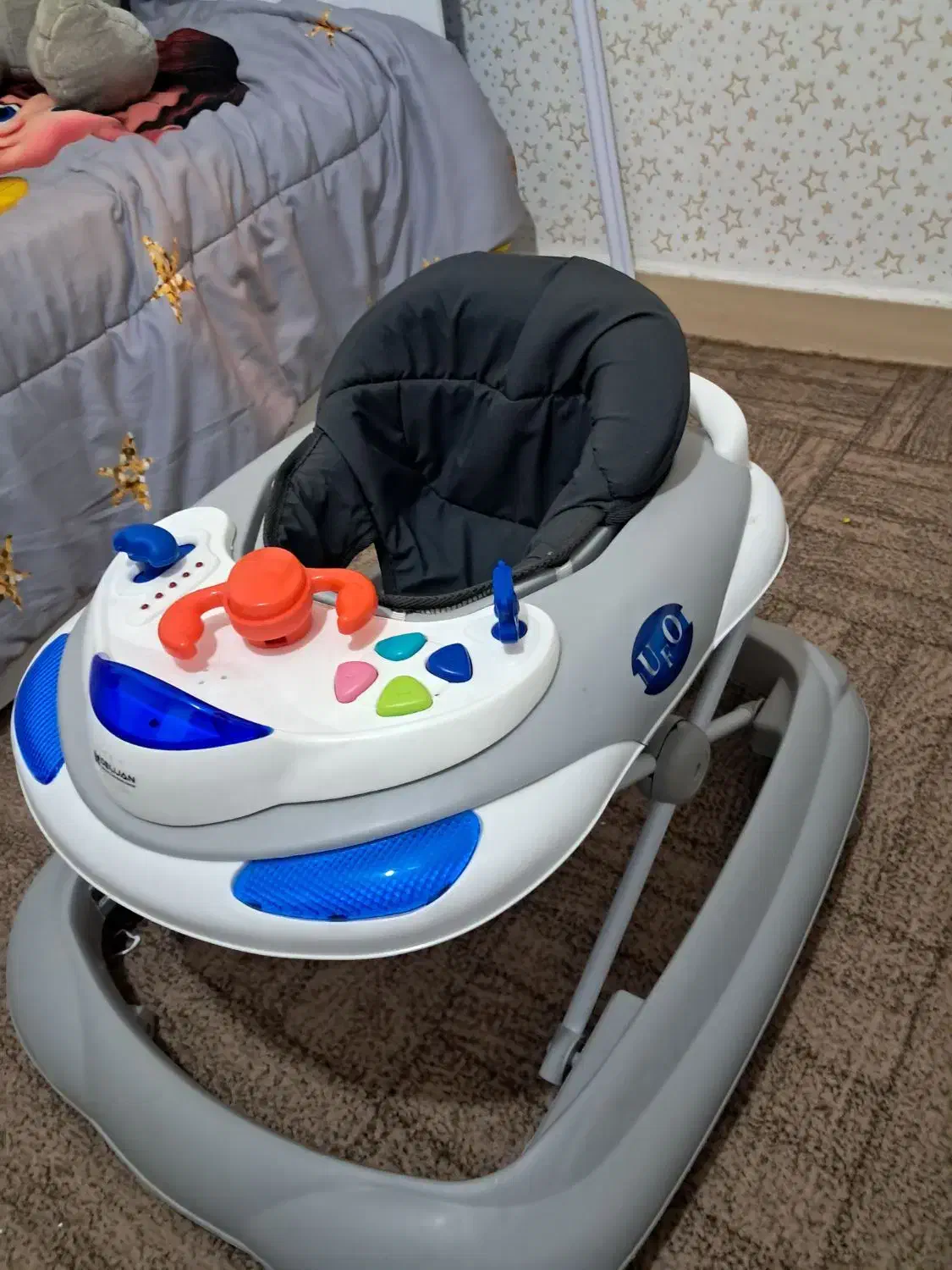 رورویک|اسباب و اثاث بچه|رشت, حومه رشت|دیوار