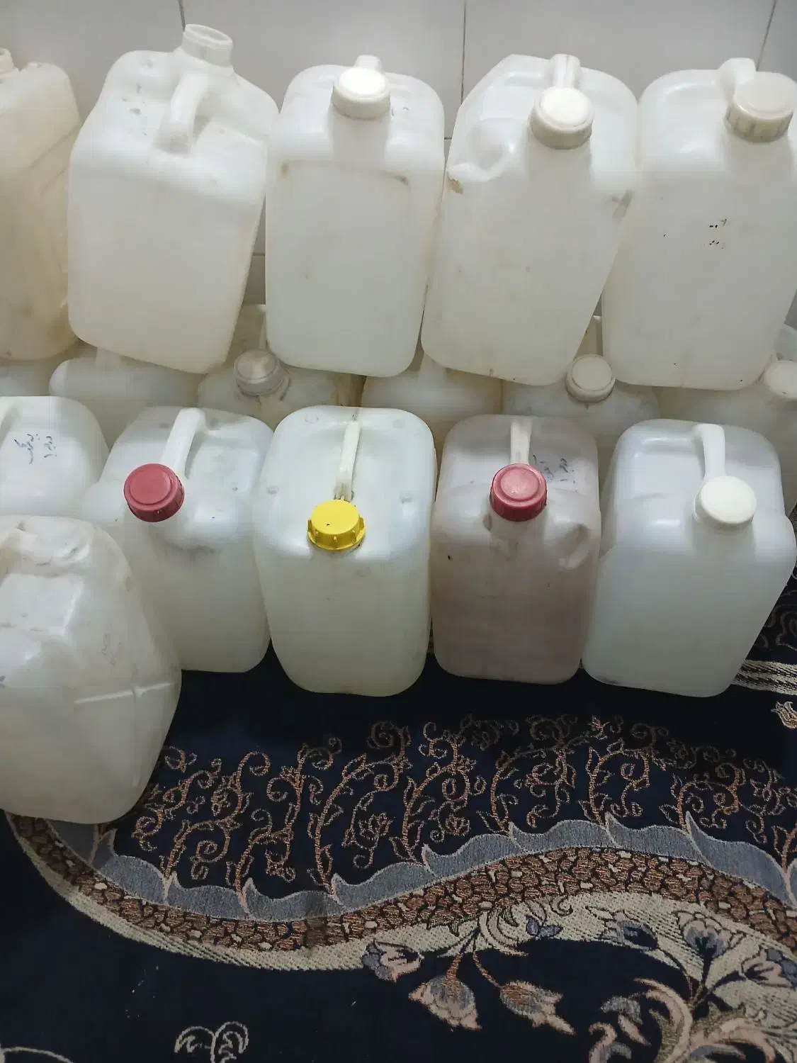 20عددبشکه دبه 2لیتری|ظروف نگهدارنده، پلاستیکی، یک‌بارمصرف|اهواز, کوی رمضان|دیوار