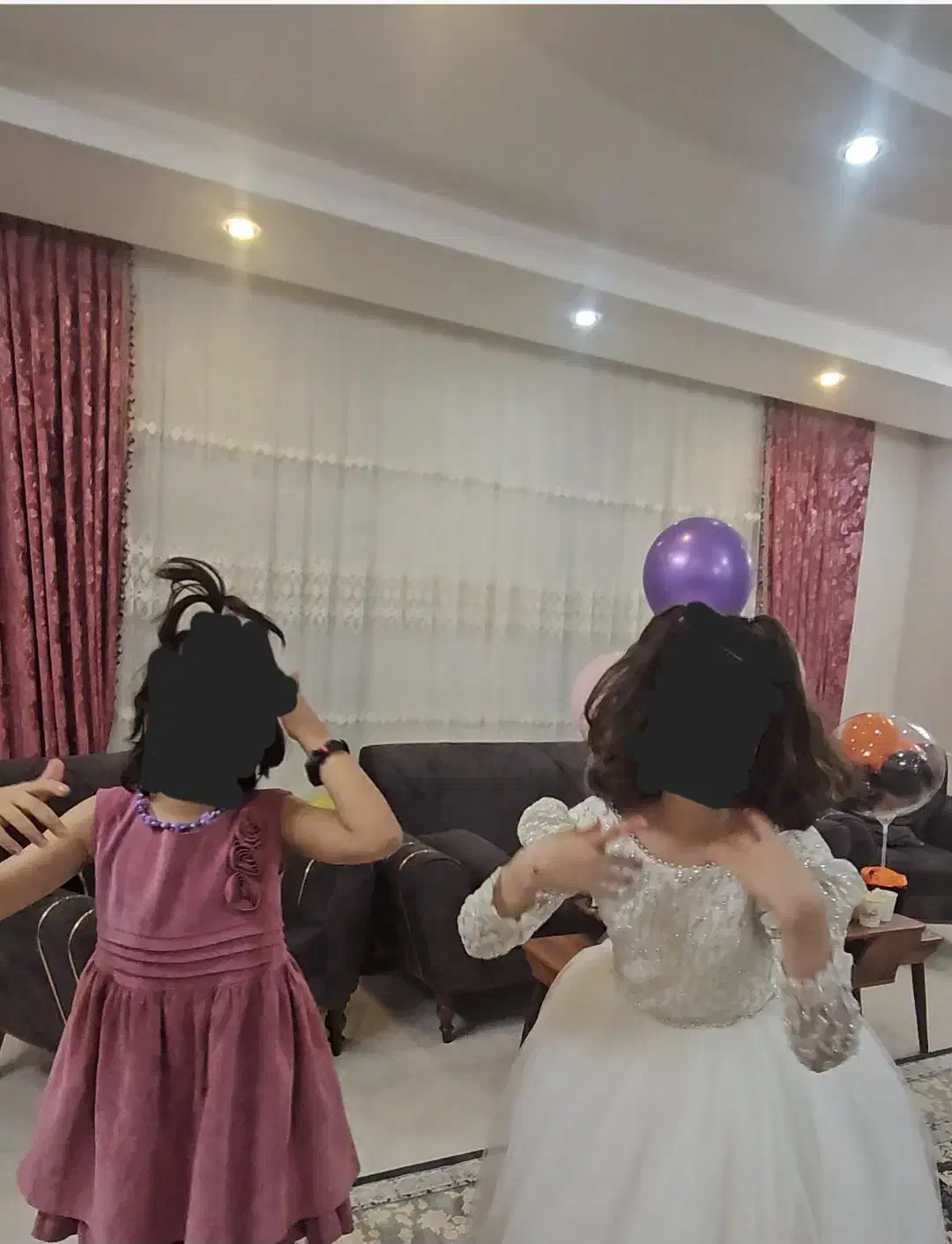 پرده نو شیک به قیمت|پرده، رانر، رومیزی|قم, سراجه (۱۵ خرداد)|دیوار