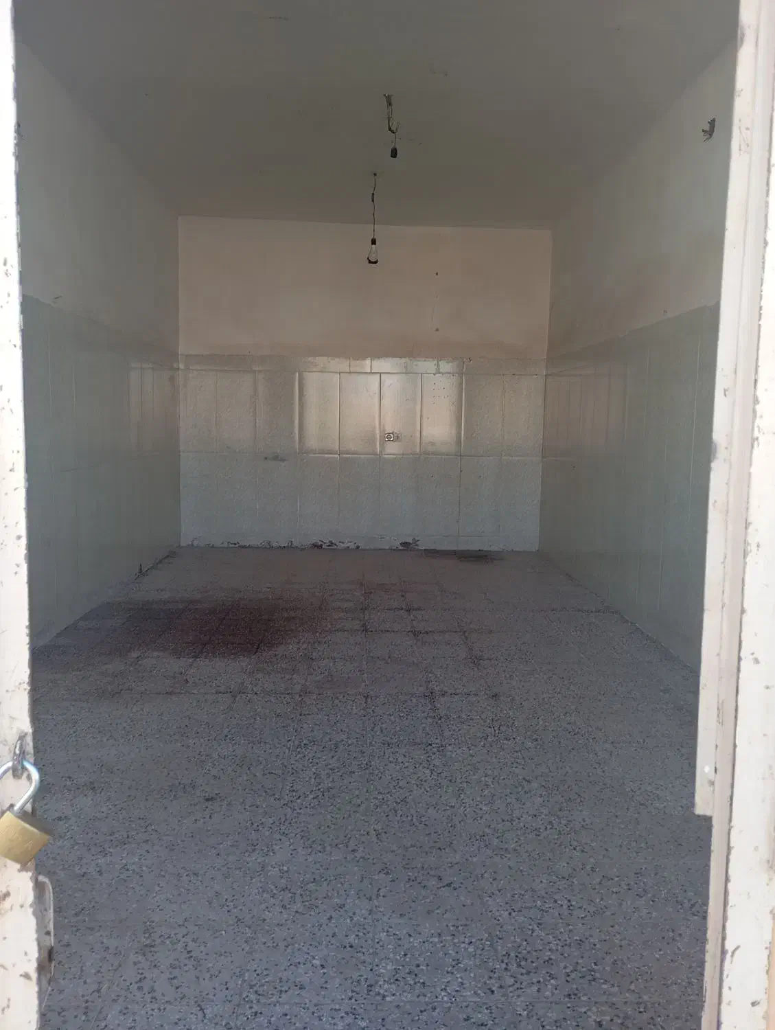 مغازه اجاره ای لب بلوار مصطفی خمینی|اجارهٔ مغازه و غرفه|زابل, |دیوار