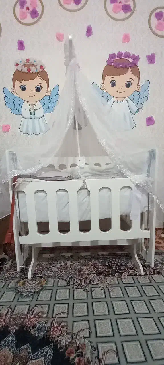 گهواره کنار مادر|تخت و صندلی بچه|اردبیل, |دیوار