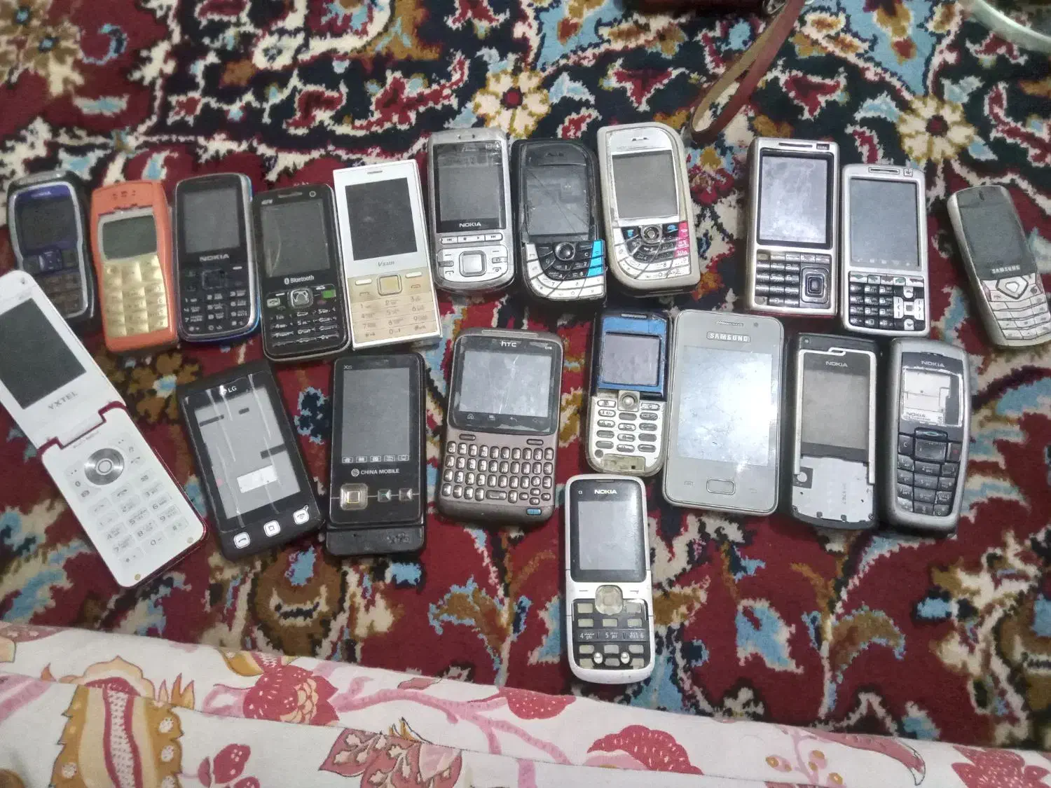 گوشی قدیمی|موبایل|زابل, |دیوار