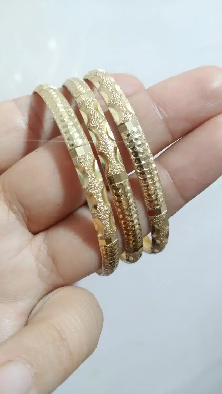 بدلیجات|بدلیجات|دوگنبدان, |دیوار