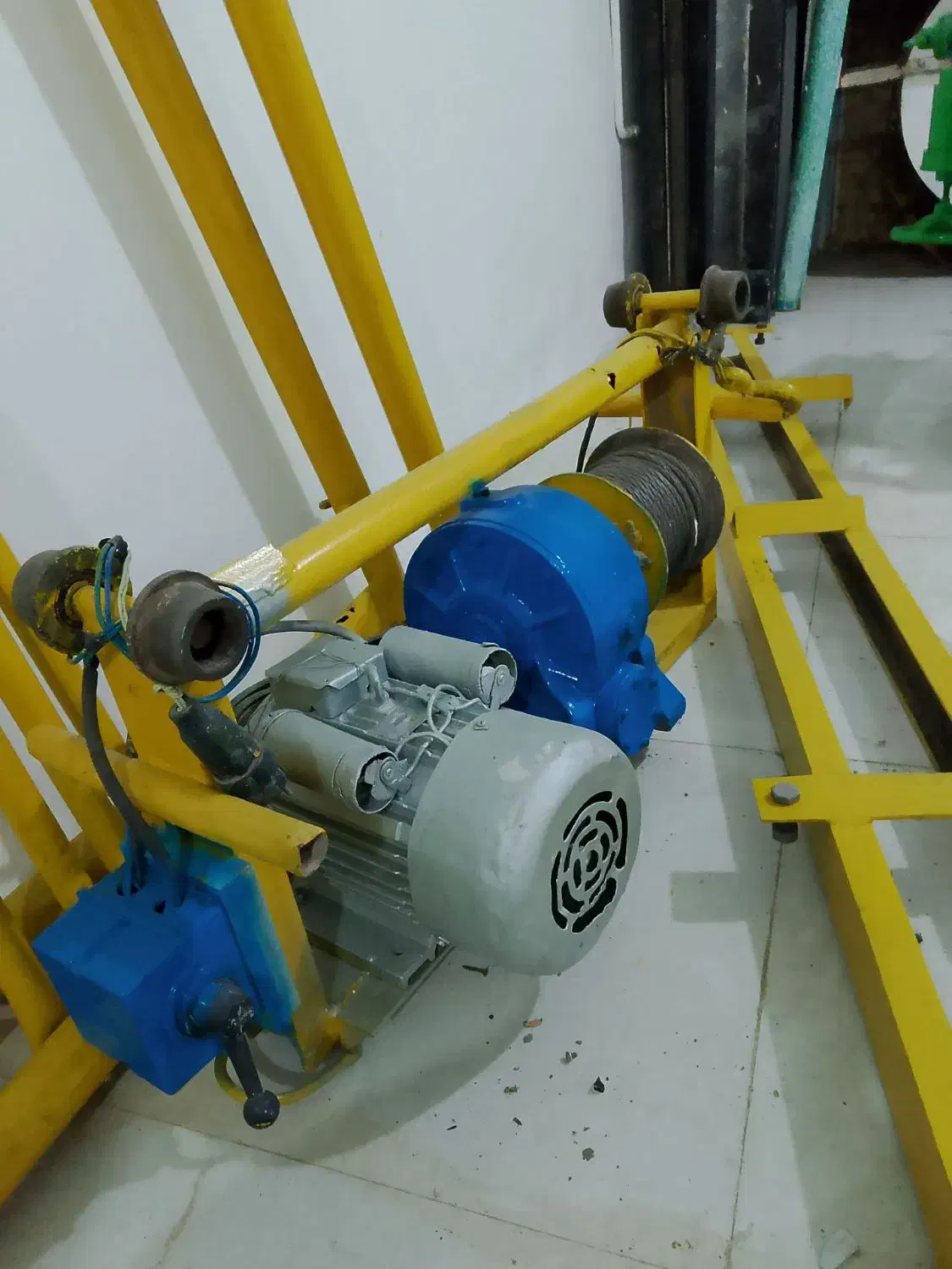 بالابر ۱تنی دینام ۳ اسب|مصالح و تجهیزات ساختمان|مشهد, شهرک بهارستان|دیوار