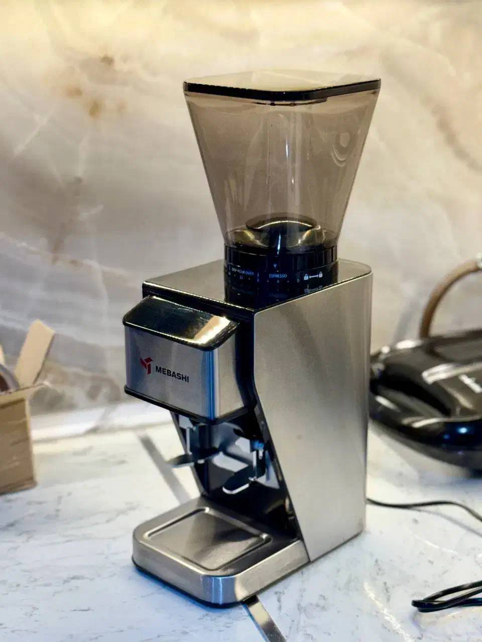 آسیاب قهوه صنعتی مباشی ژاپن مدل ۲۳۰۵ یک ماه کار|خردکن، آسیاب، غذاساز|گنبد کاووس, |دیوار