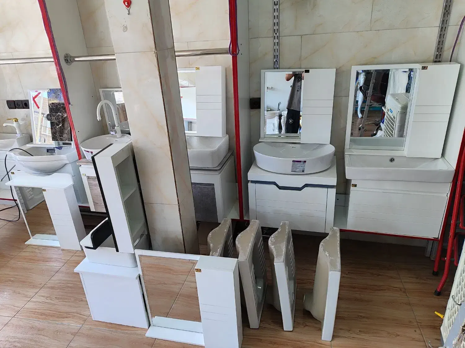 روشویی و دستشویی|لوازم سرویس بهداشتی|ساوه, |دیوار