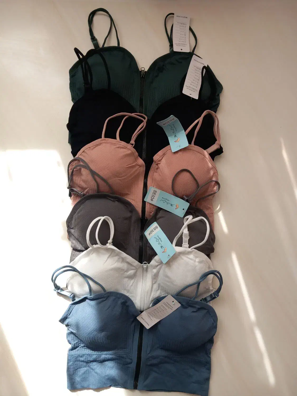 نیمتنه و کراپ|لباس|کاشان, پا نخل|دیوار