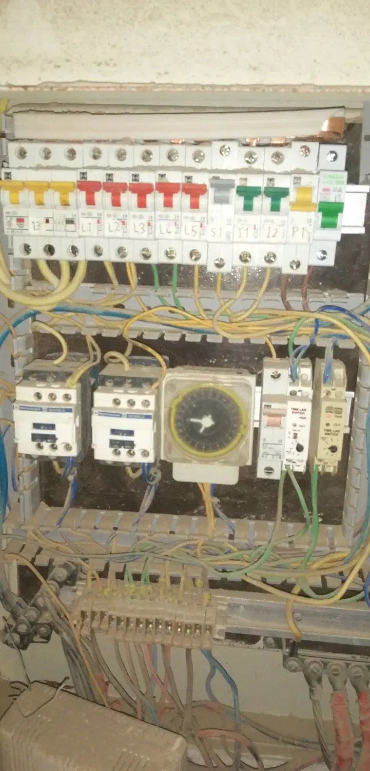 برق کار برقکار|خدمات پیشه و مهارت|بندرعباس, |دیوار