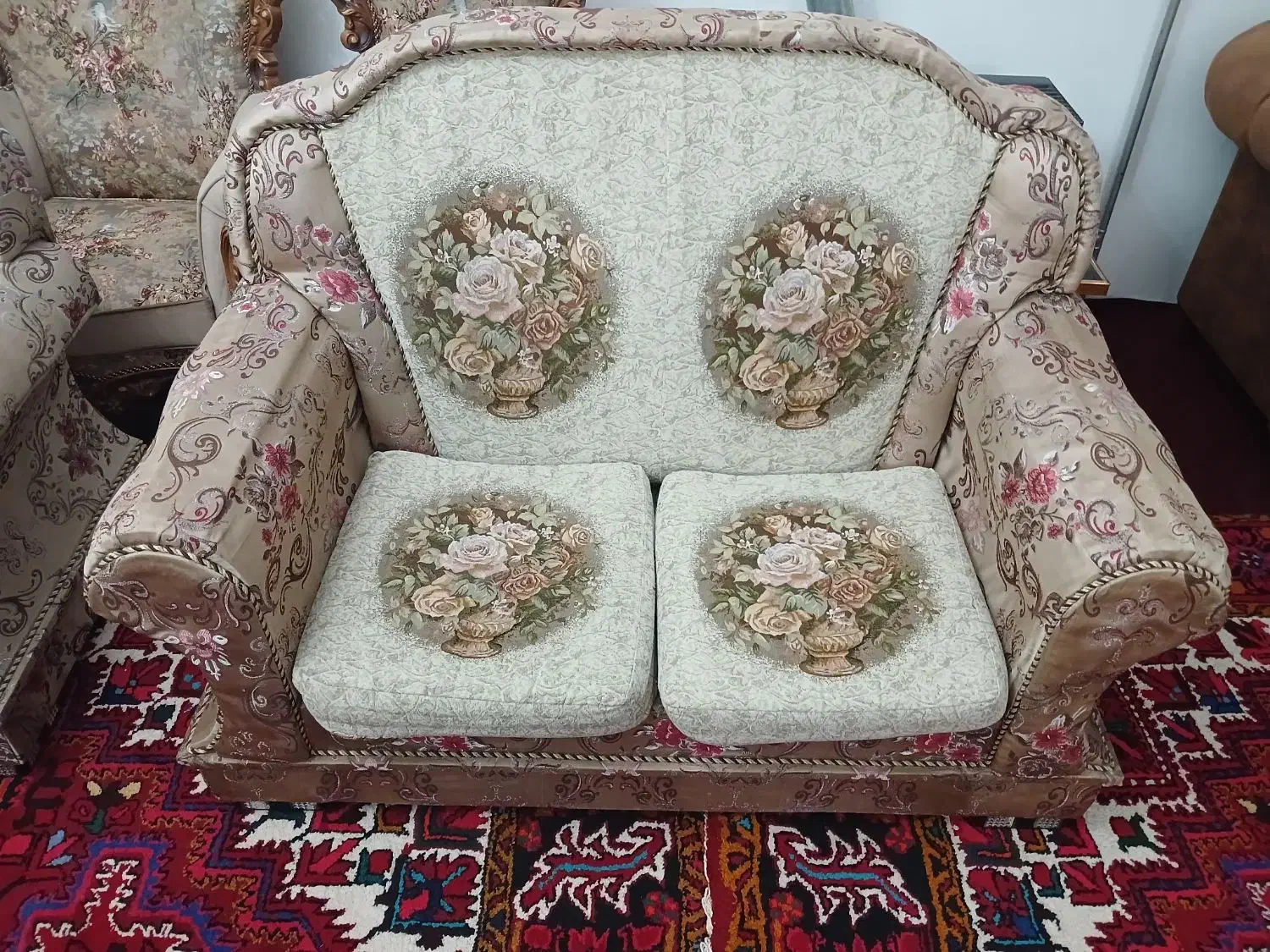 مبل هفت نفره|مبلمان خانگی و میز عسلی|اهر, |دیوار