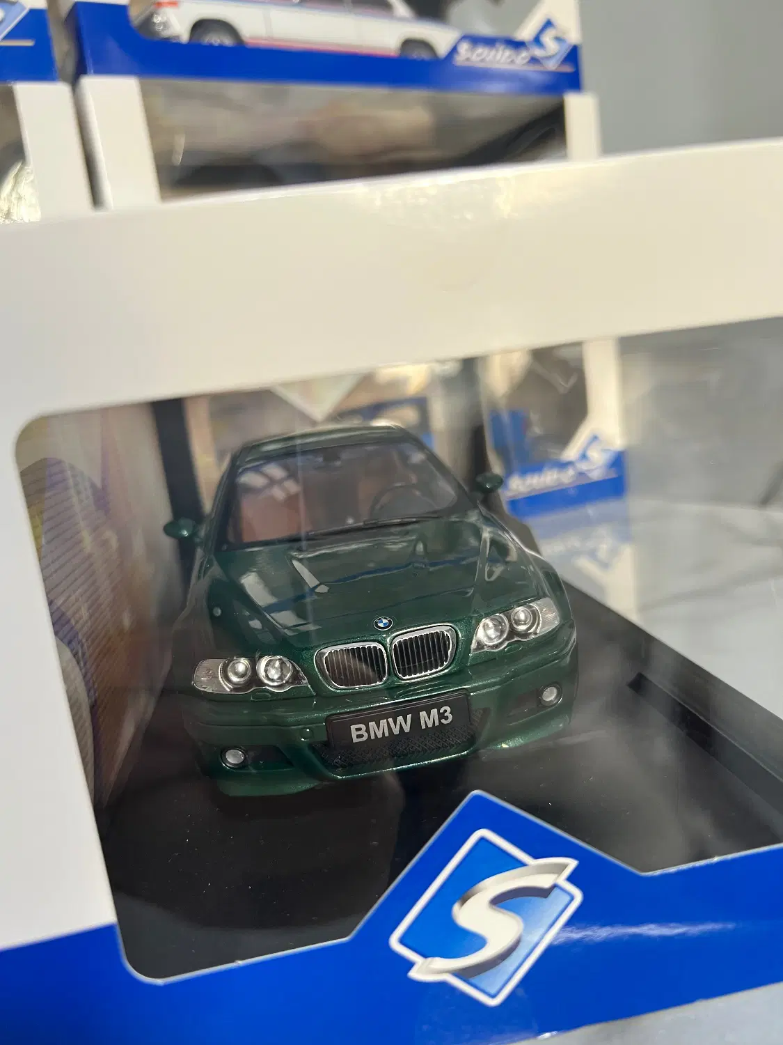 ماکت ماشین bmw بی ام و ،سولیدو سایز ۱/۱۸|کلکسیون و سرگرمی|تهران, دولتخواه شمالی|دیوار