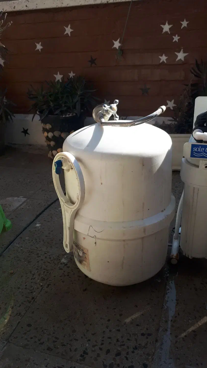 دستگاه تصفیه آب|آب‌سردکن و تصفیه آب|فولادشهر, فولادشهر|دیوار