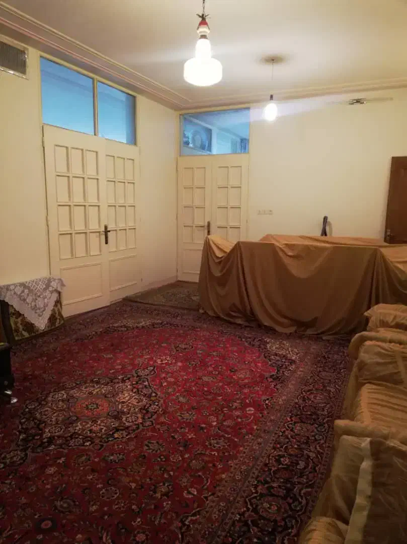 فروش خانه دو طبقه ویلایی استثنایی|فروش خانه و ویلا|قم, باغ شازده|دیوار