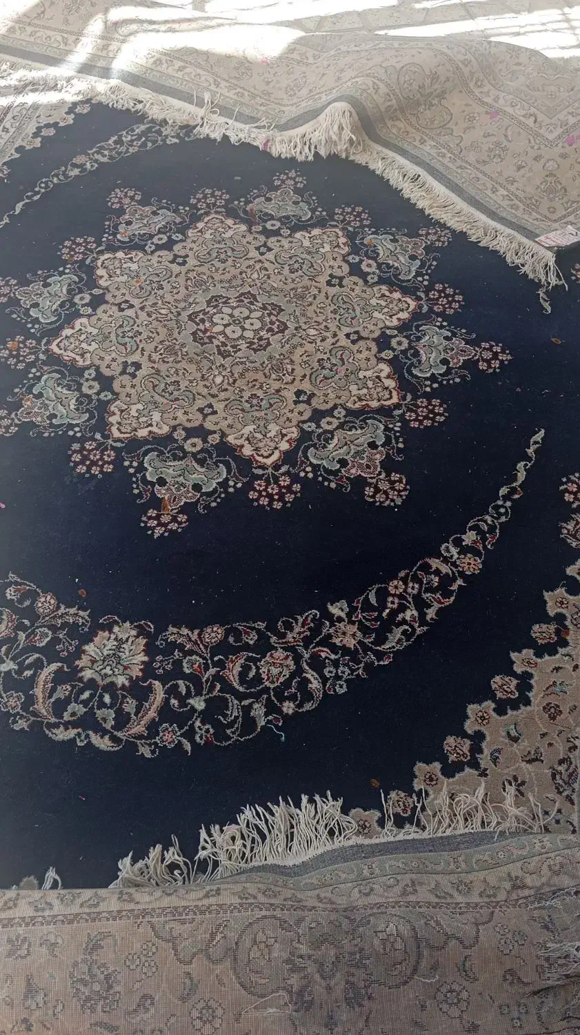 قالی|فرش|شیراز, آبیاری|دیوار