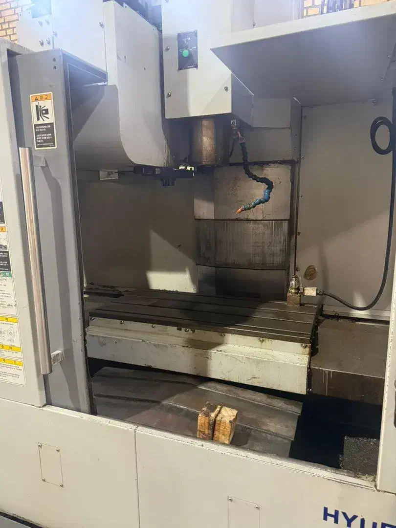فروش فرز cnc هیوندا vx400 کره بسیار تمیز|ماشین‌آلات صنعتی|فردیس, شهرک صنعتی نور|دیوار