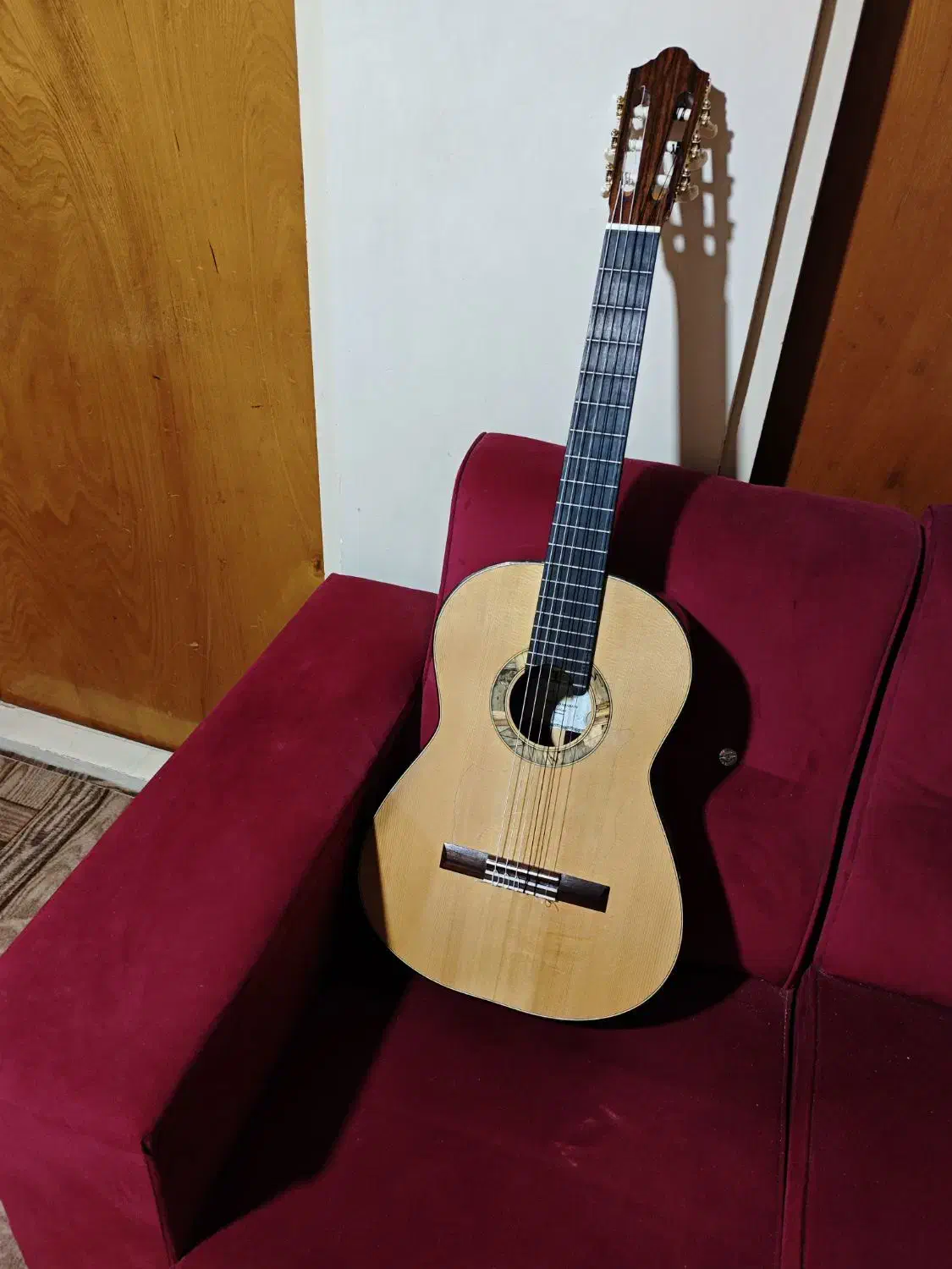 گیتار کلاسیک دستساز اقای شعبانی|گیتار، بیس، امپلیفایر|قائمشهر, |دیوار