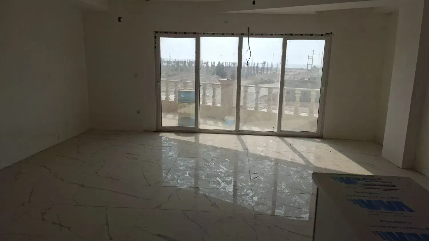 فروش واحد سه خوابه ۱۴۰ متری خ ساحلی عسلویه|فروش آپارتمان|عسلویه, |دیوار