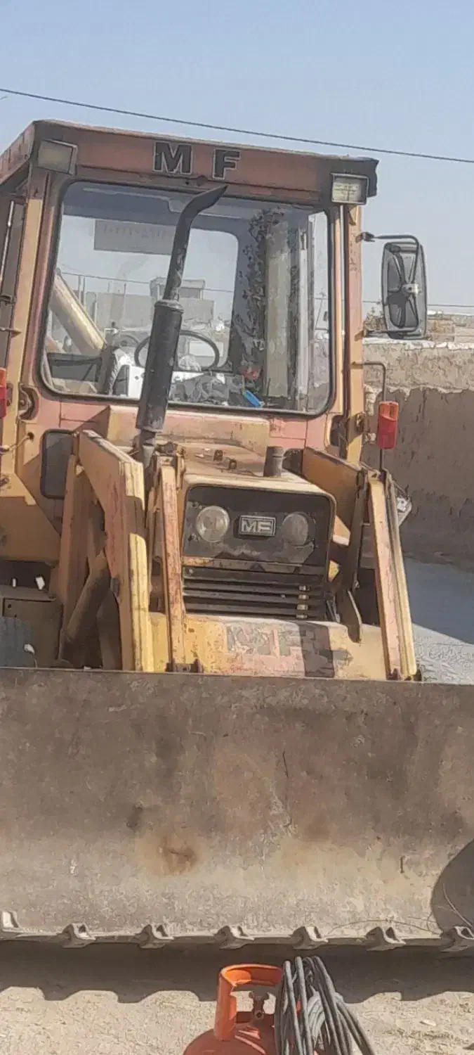 بیل بکهو ام اف|خودرو سنگین|خمینی‌شهر, |دیوار